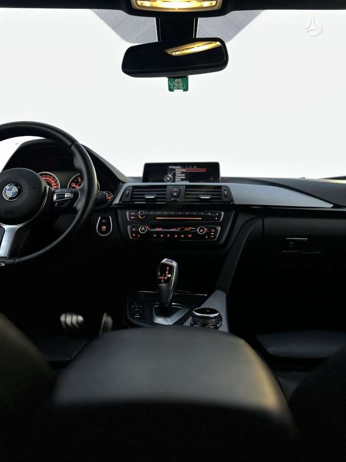 BMW 320, 2.0 l., wagon