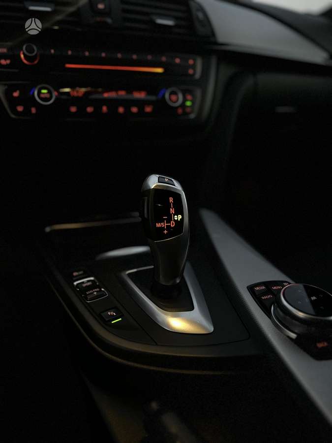 BMW 320, 2.0 l., Универсал
