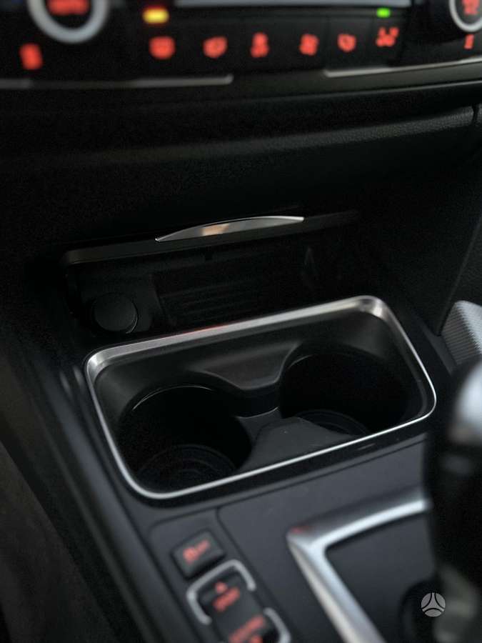 BMW 320, 2.0 l., wagon