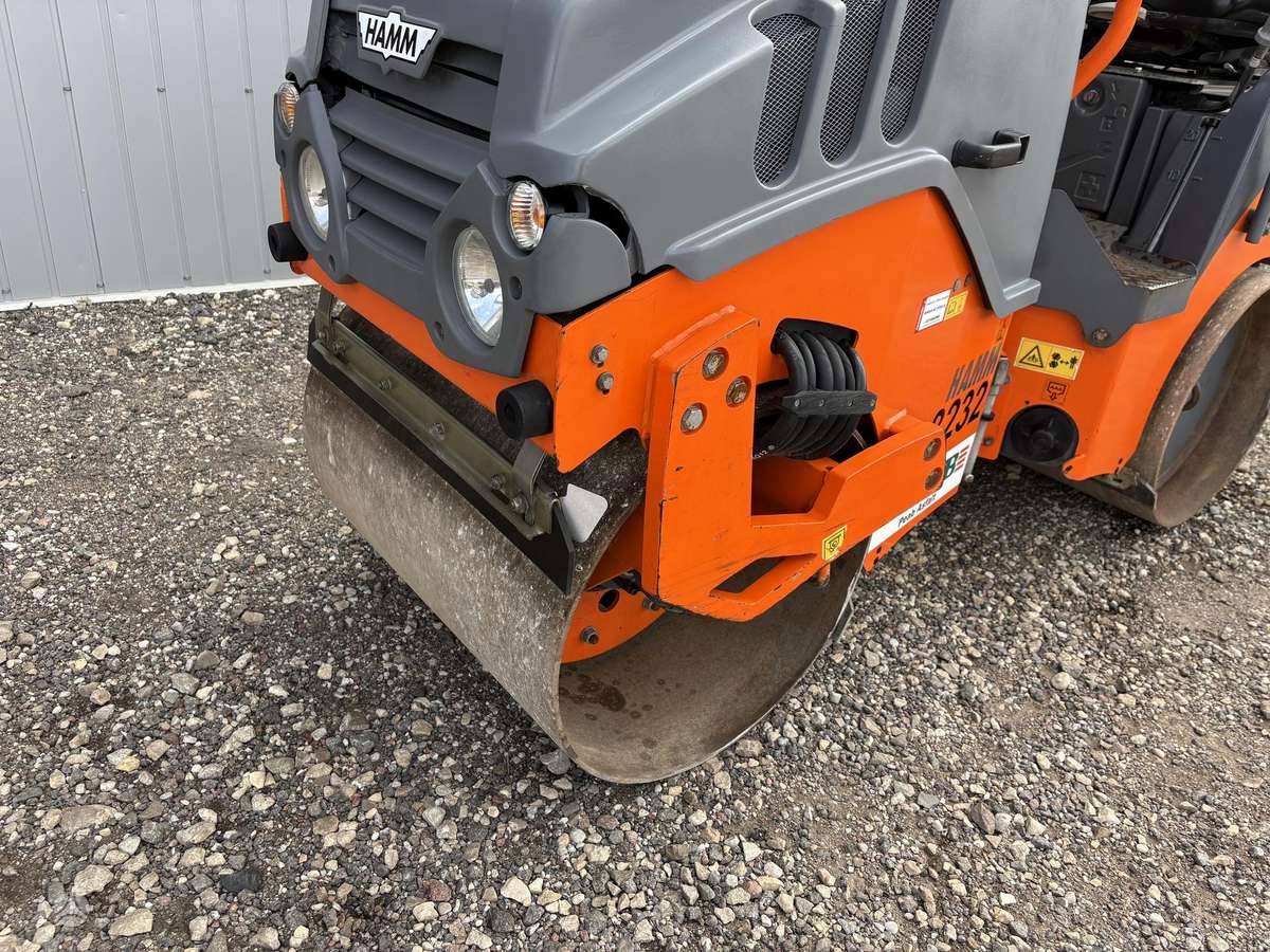Hamm HD8VV, vibrator / compactor