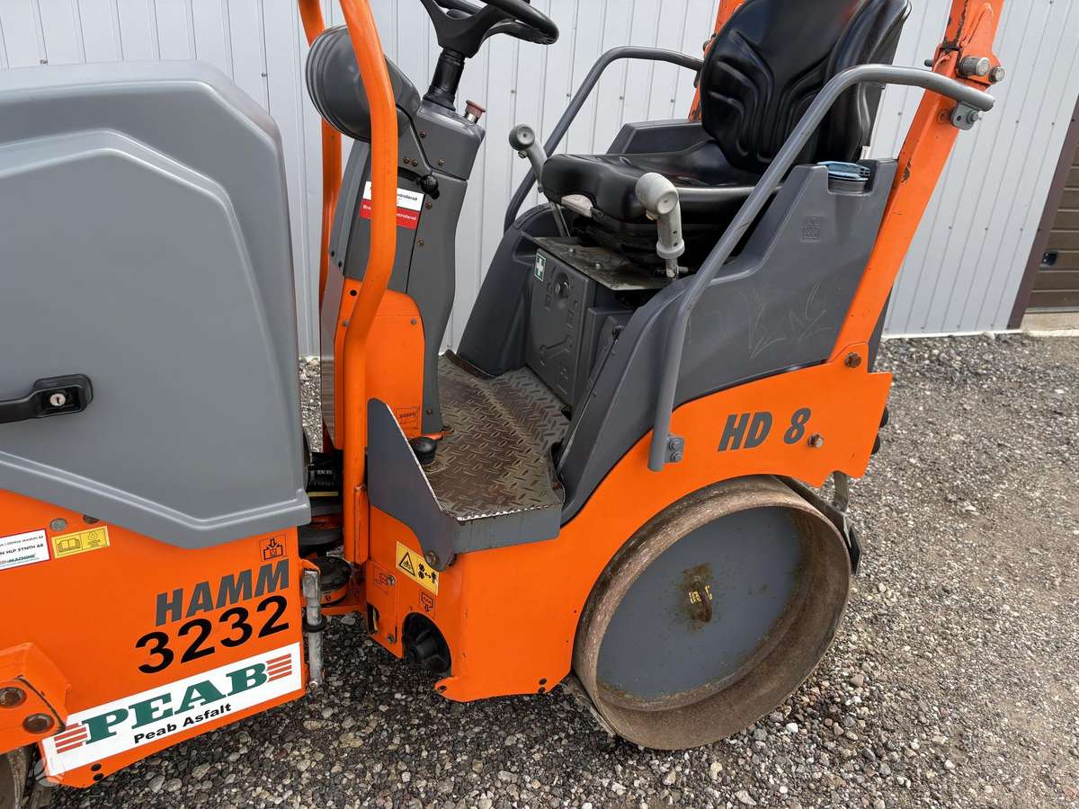 Hamm HD8VV, vibrator / compactor