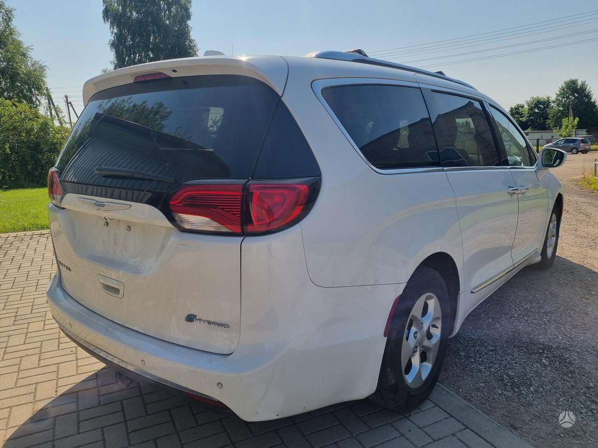 Chrysler Pacifica