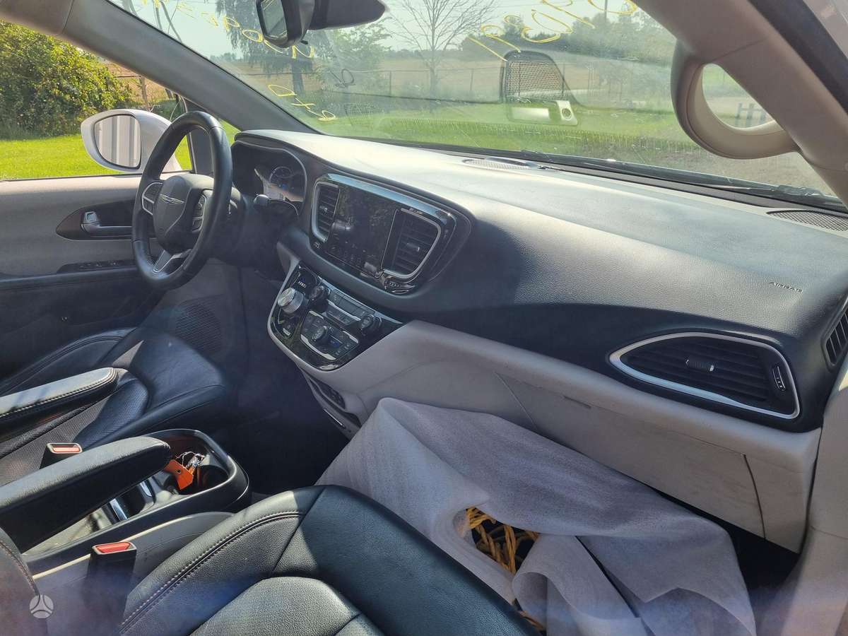 Chrysler Pacifica