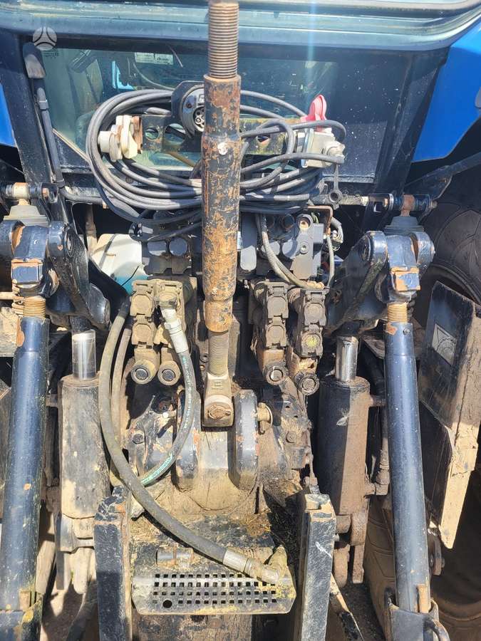 New Holland TM 190, tractors