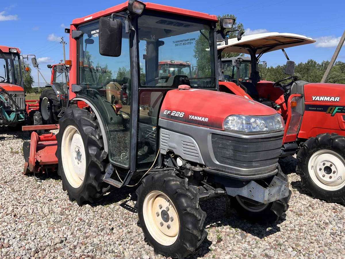 Kubota ĮVAIRIŲ MODELIŲ, tractors