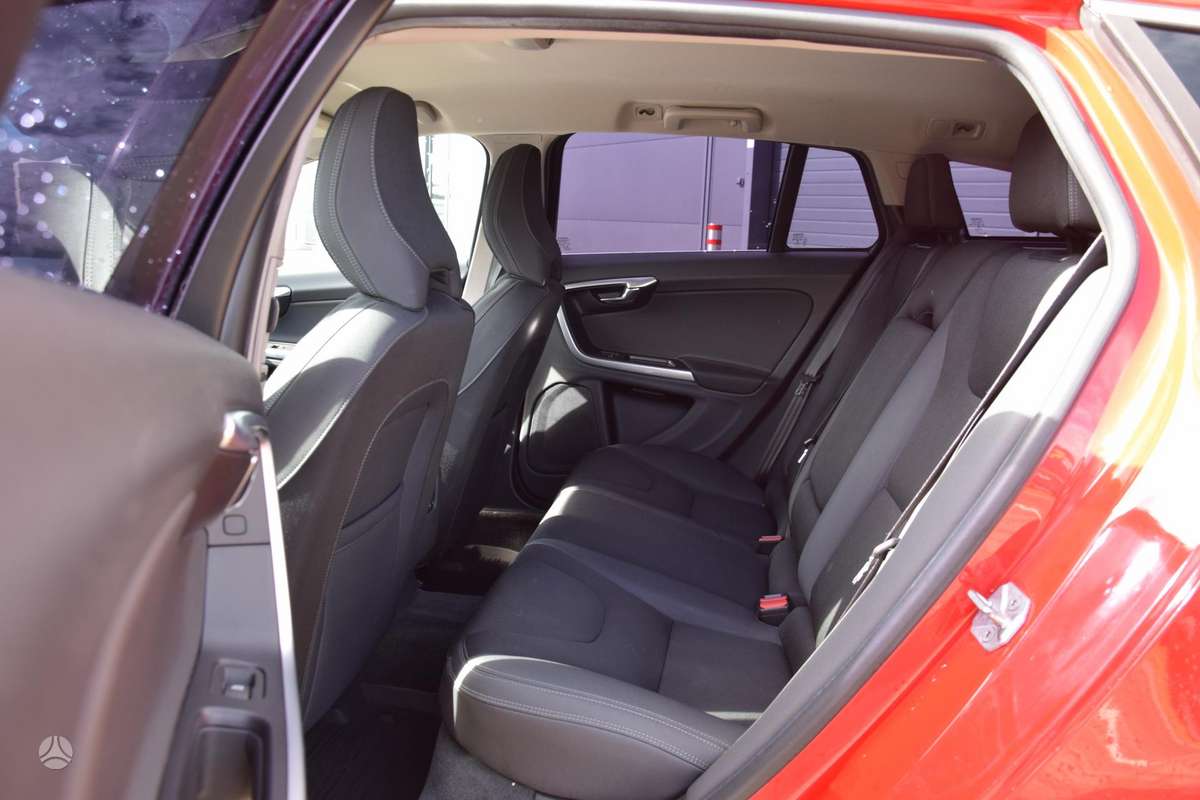 Volvo V60, 2.0 l., Универсал