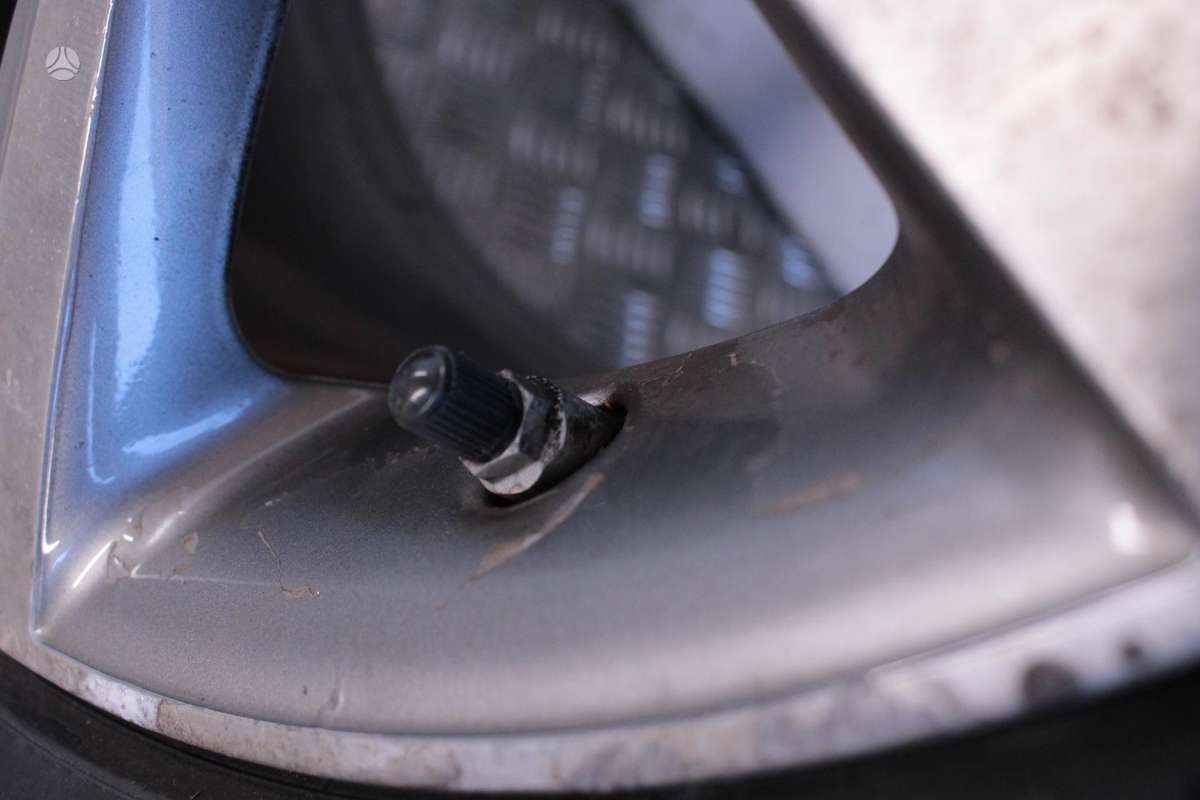 BMW 2 Series, light alloy, R18