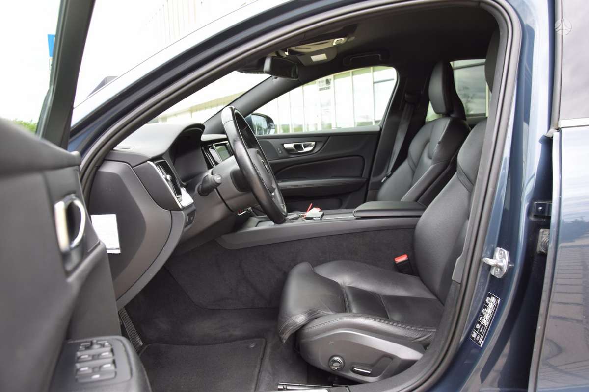 Volvo V60, 2.0 l., Универсал