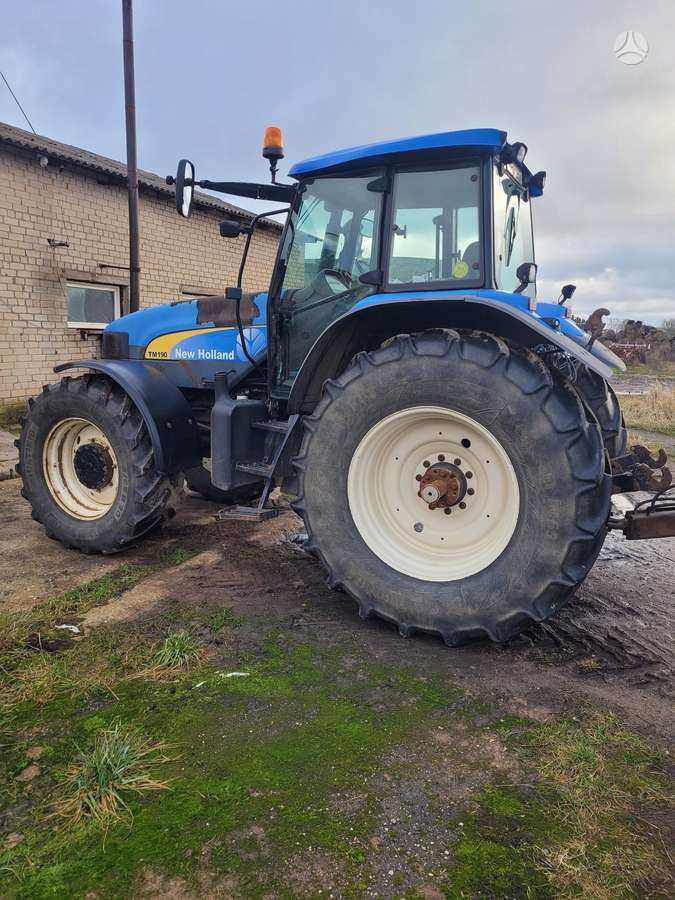 New Holland TM 190, tractors