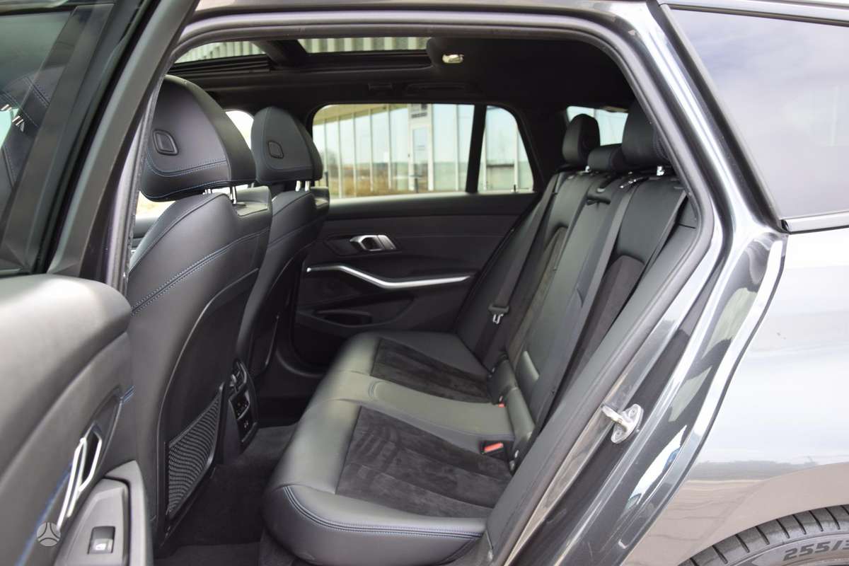 BMW 320, 2.0 l., wagon
