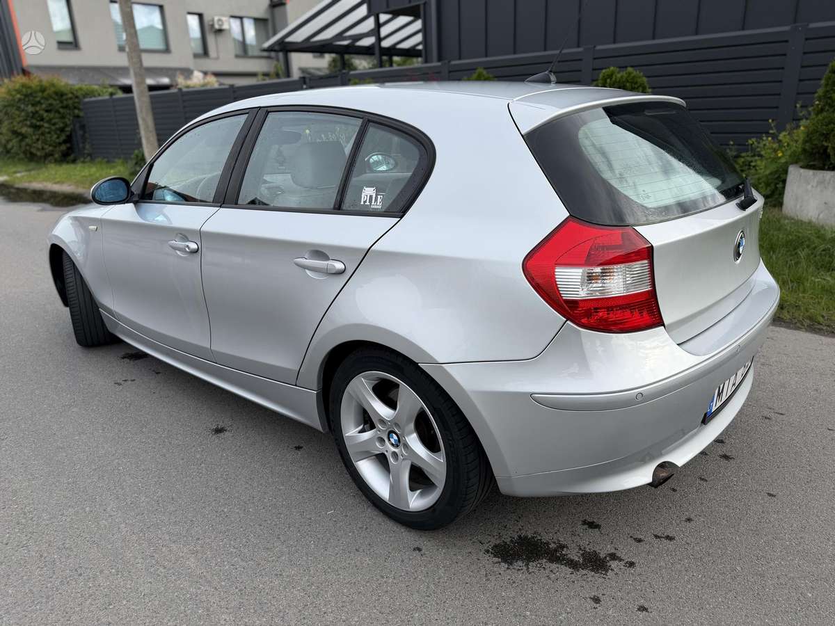 BMW 120, 2.0 l., hatchback