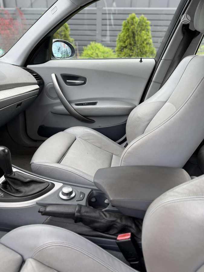 BMW 120, 2.0 l., hatchback