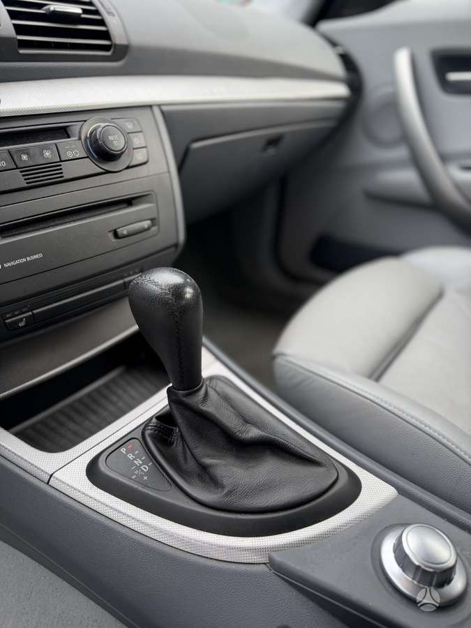 BMW 120, 2.0 l., hatchback