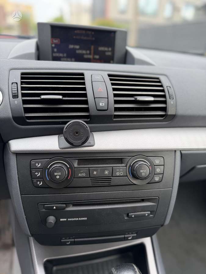 BMW 120, 2.0 l., hatchback