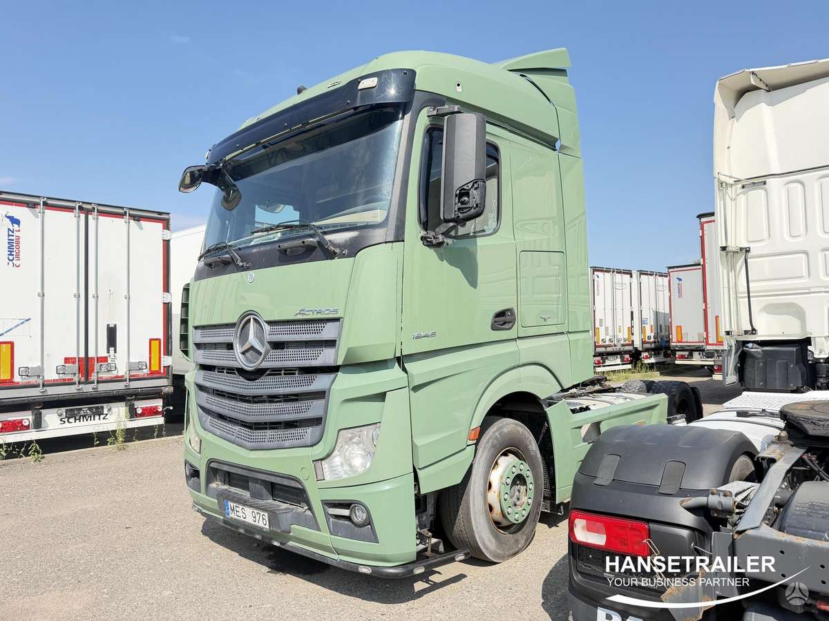 Mercedes-Benz Actros 1845 Engine problem, double sleeper
