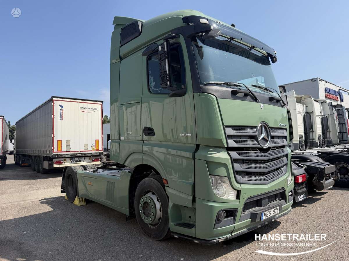 Mercedes-Benz Actros 1845 Engine problem, double sleeper