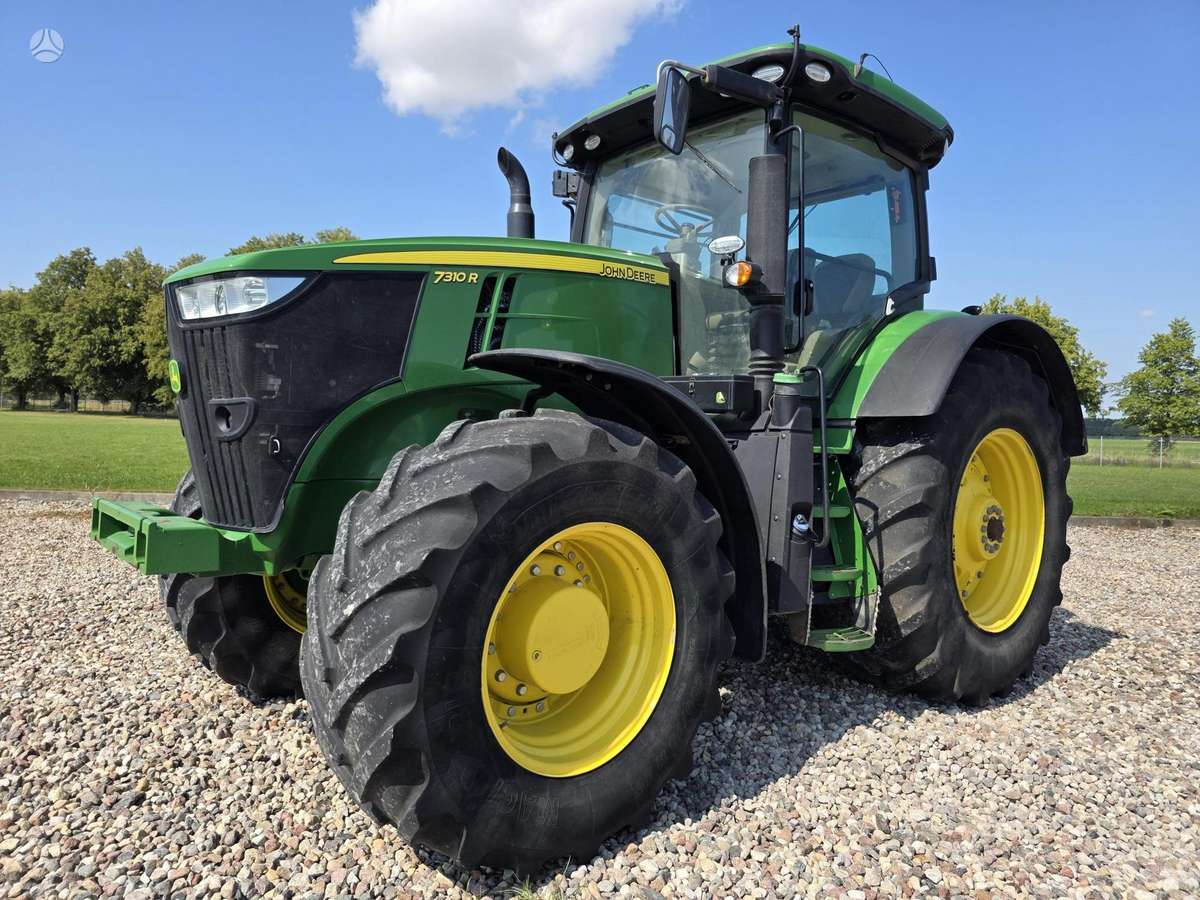 John Deere 7310R, tractors