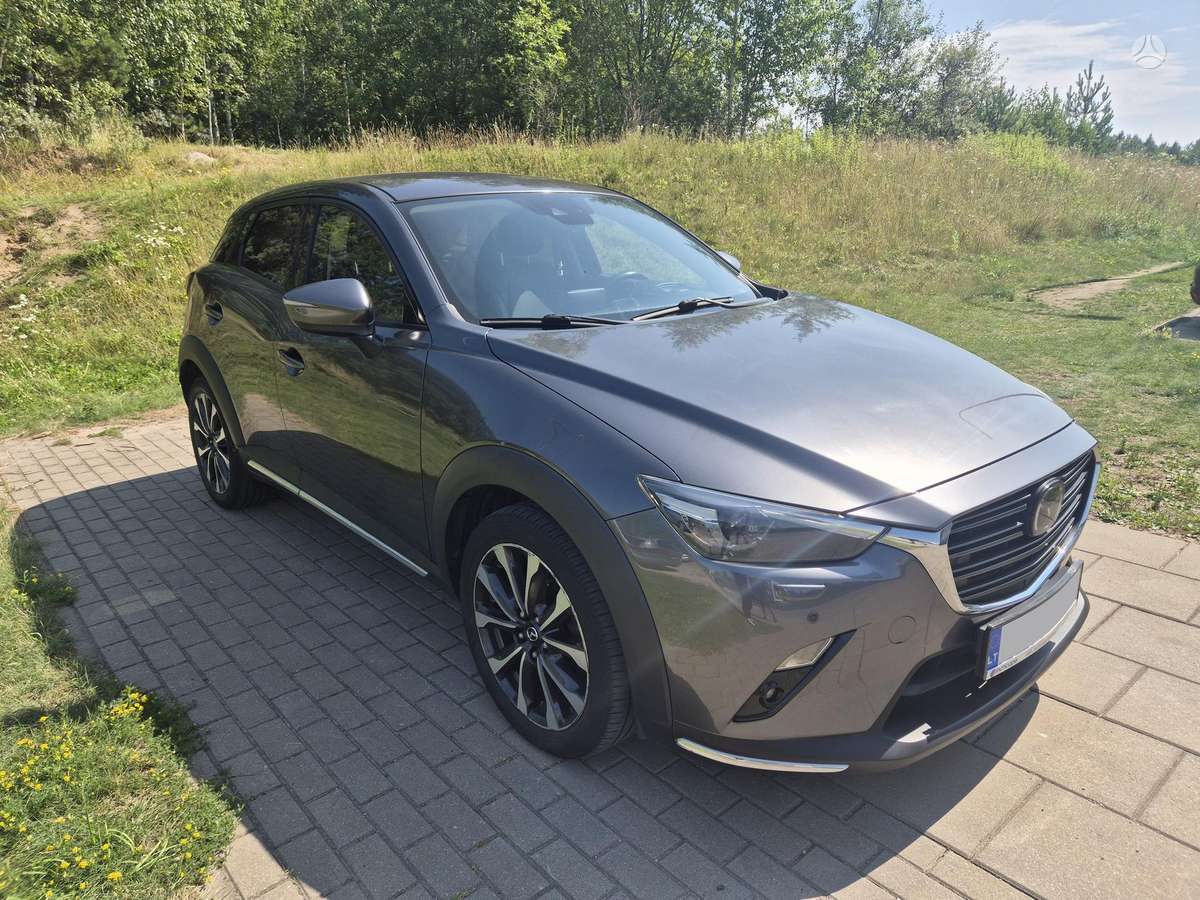 Mazda CX-3, 2.0 l., off-road / crossover