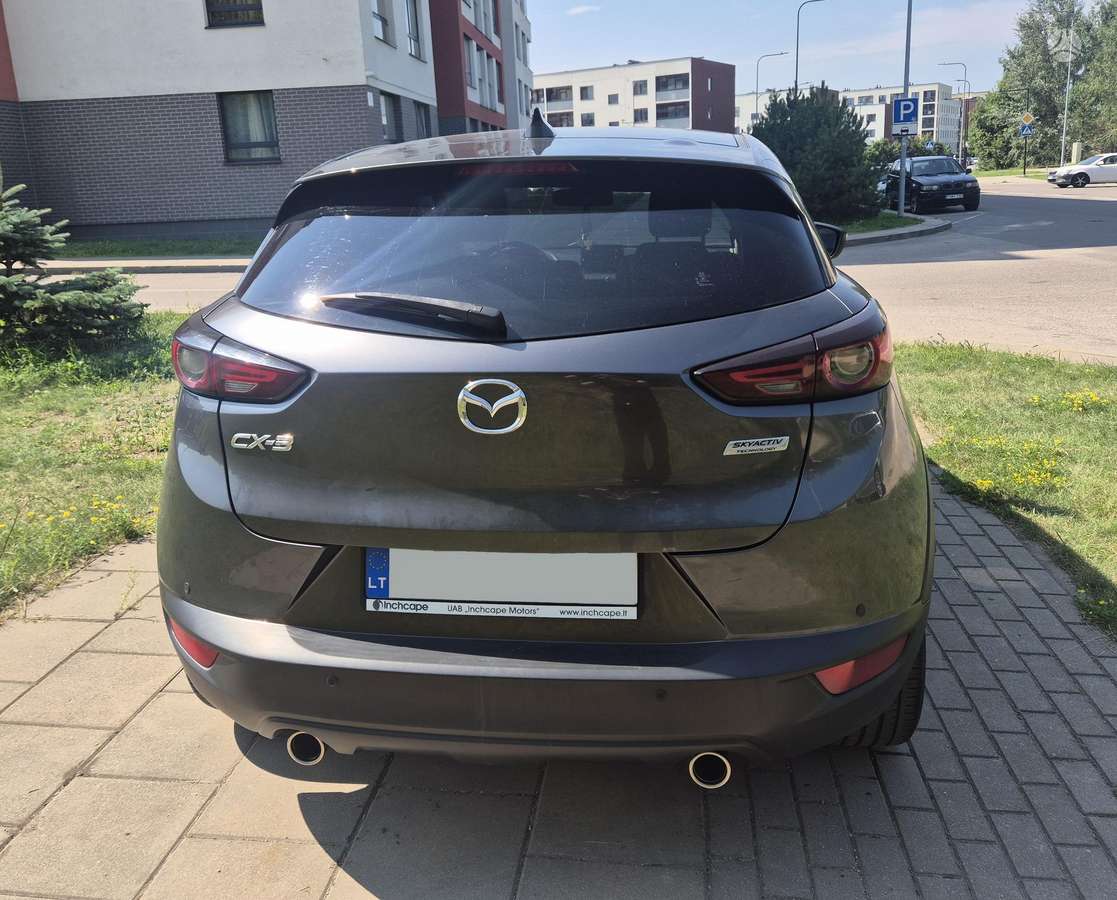 Mazda CX-3, 2.0 l., off-road / crossover