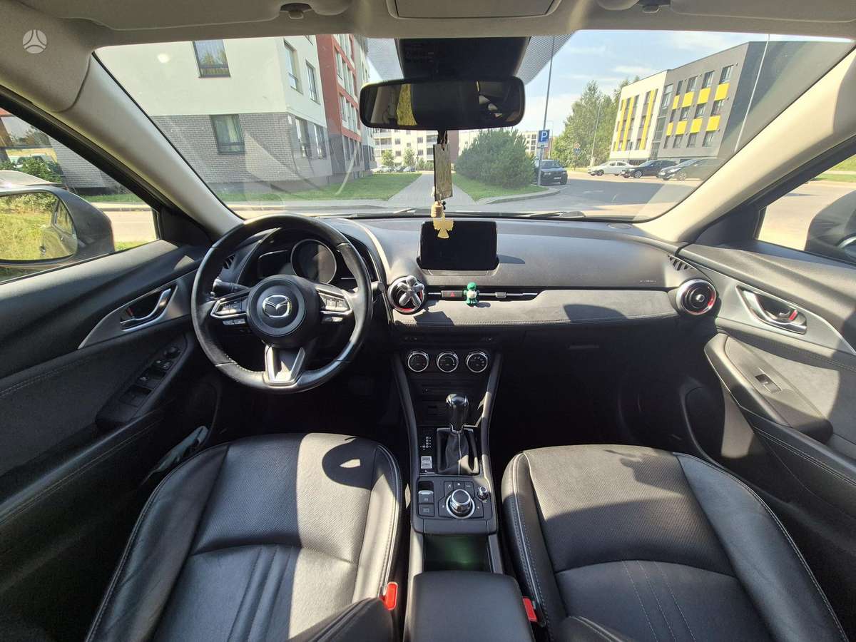 Mazda CX-3, 2.0 l., off-road / crossover