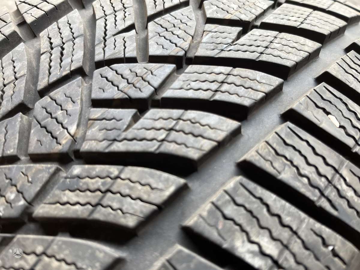 Goodyear UltraGrip Performance, зимние 235/55 R19