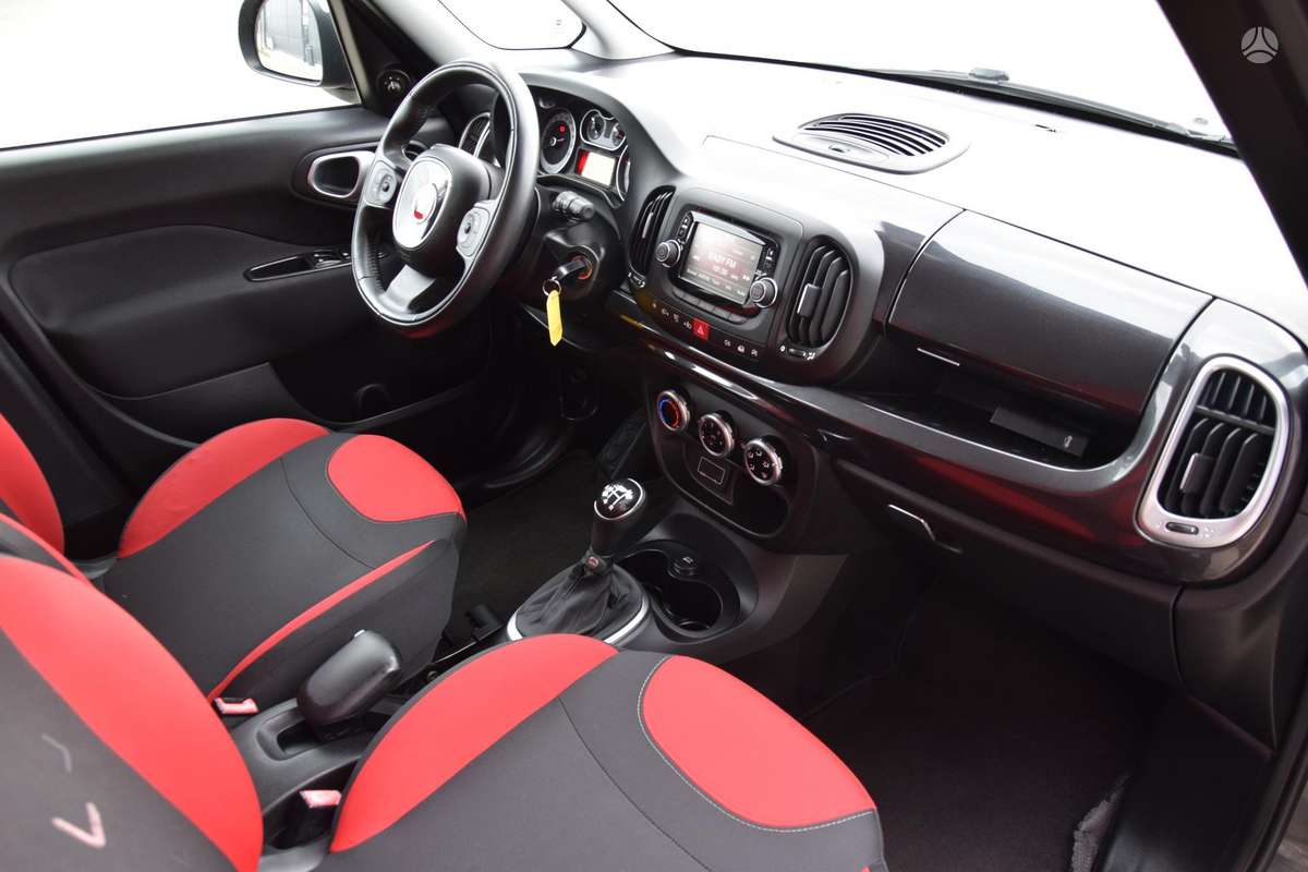 Fiat 500L, 1.3 l., hatchback