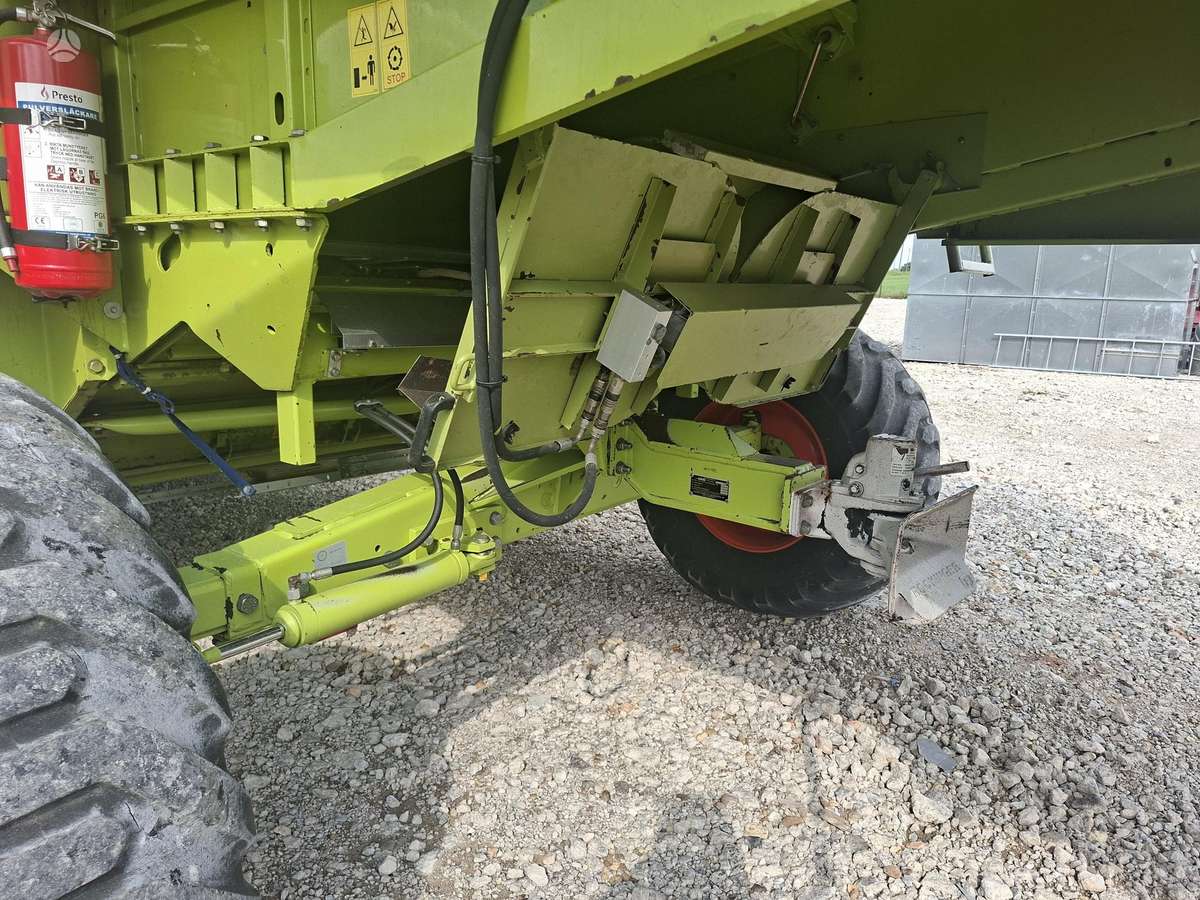 Claas Dominator MEGA 218, combine harvesters