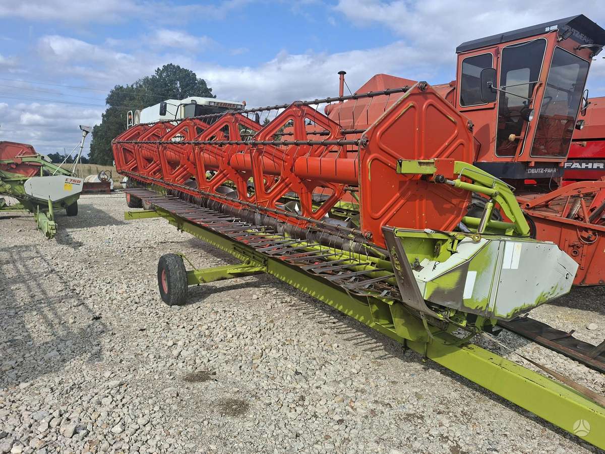 Claas Dominator MEGA 218, комбайны