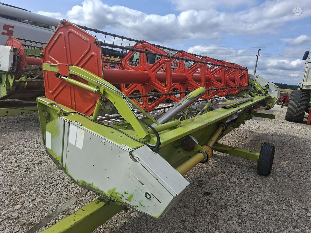 Claas Dominator MEGA 218, combine harvesters