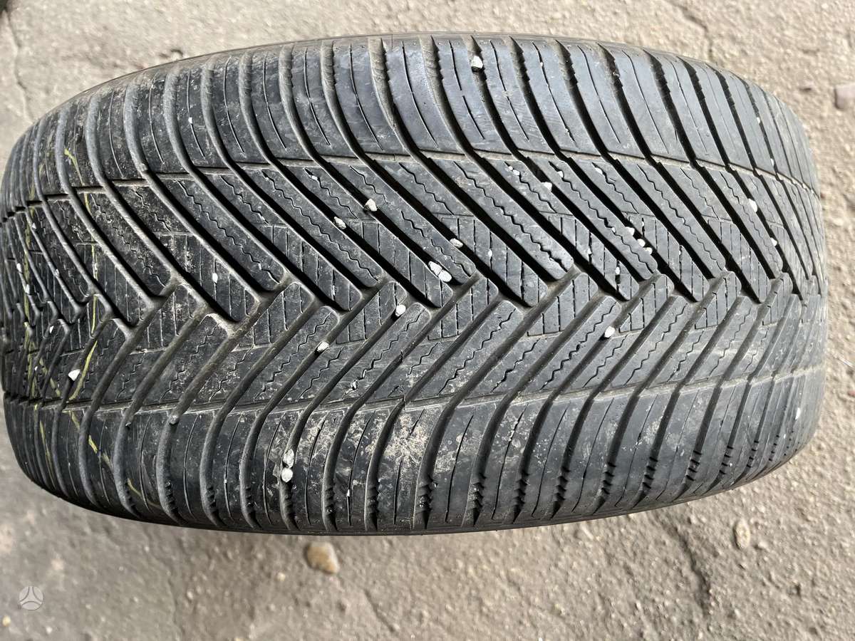 Hankook KINERGY 4S2, universalios 255/40 R19
