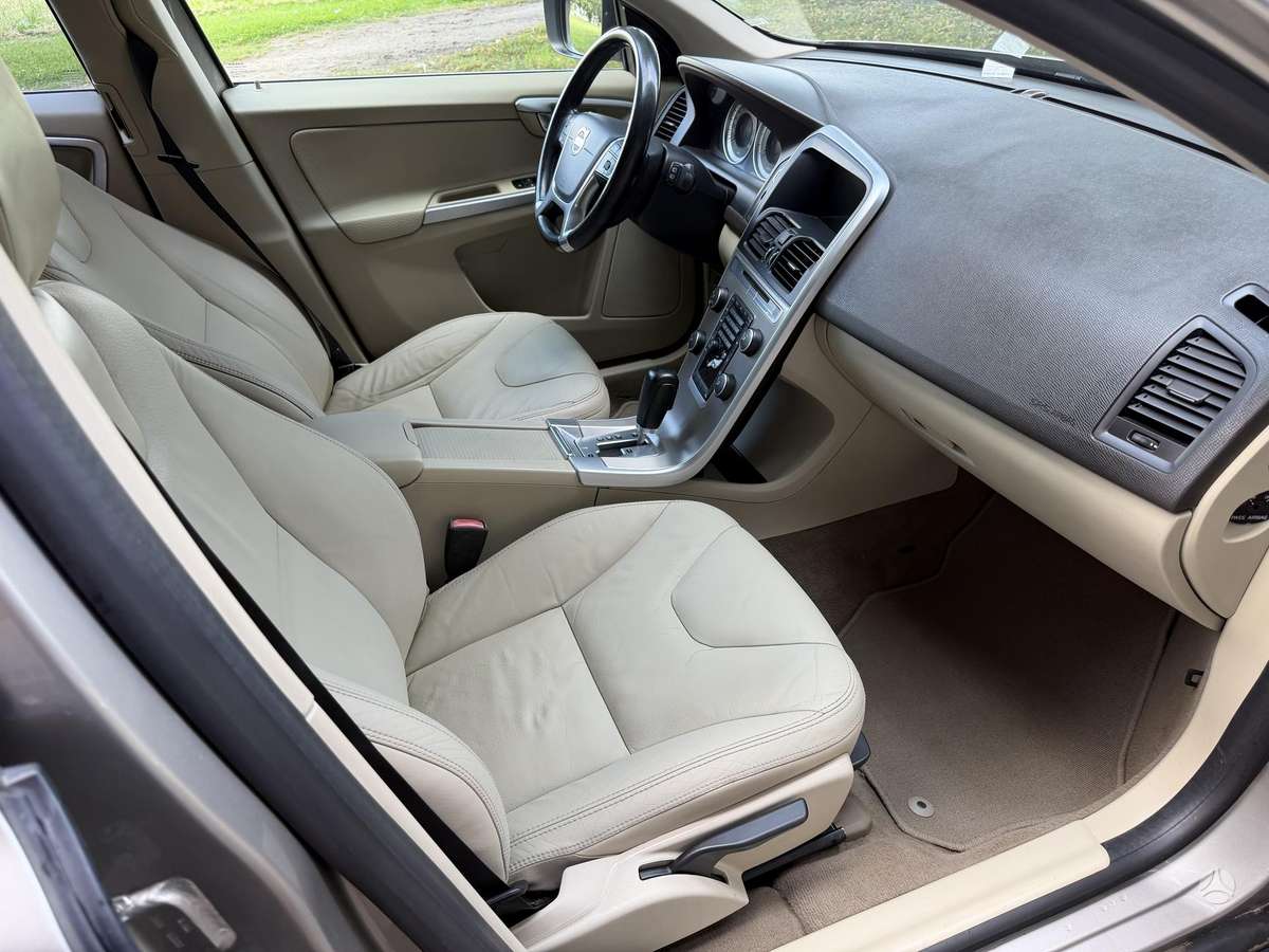 Volvo XC60 - 9