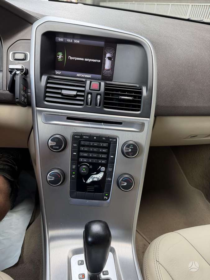 Volvo XC60 - 10