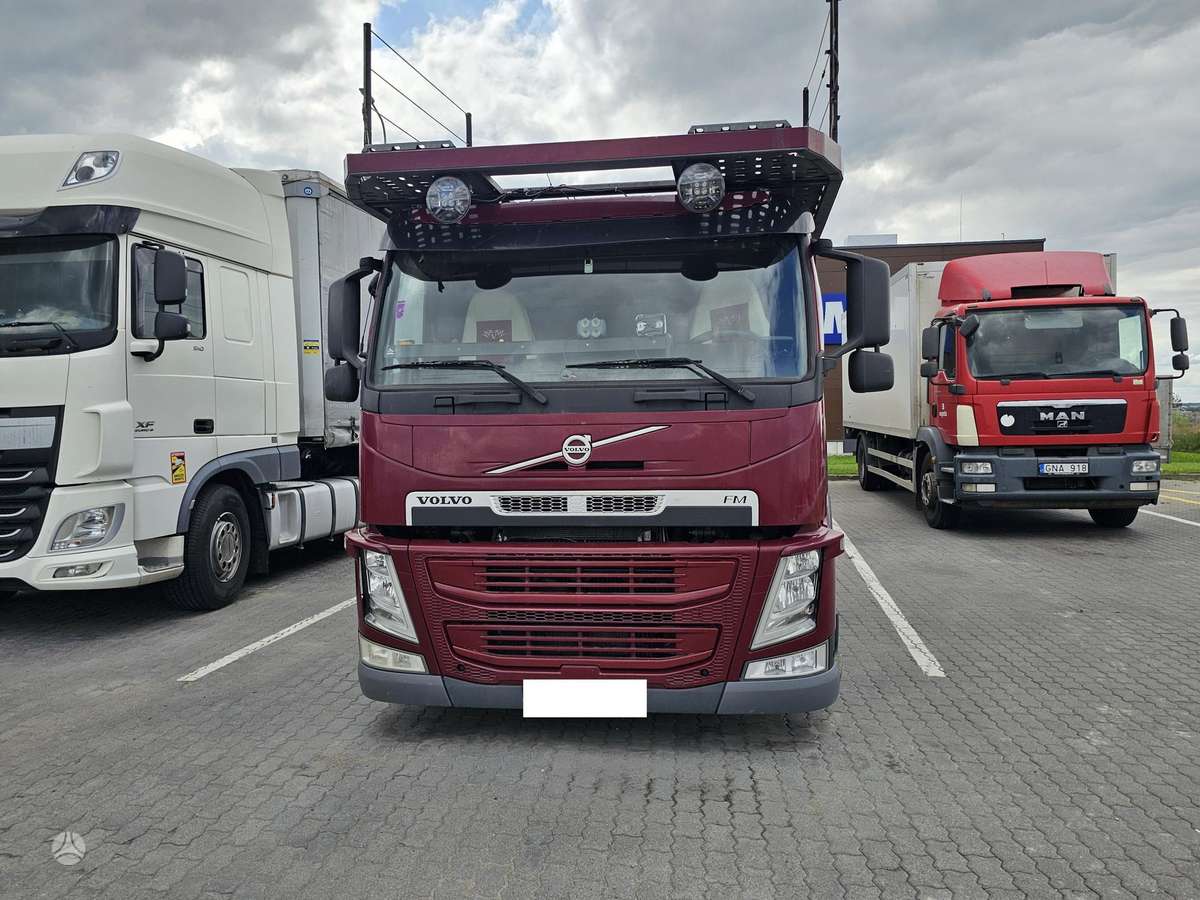 Volvo FM420, автовозы