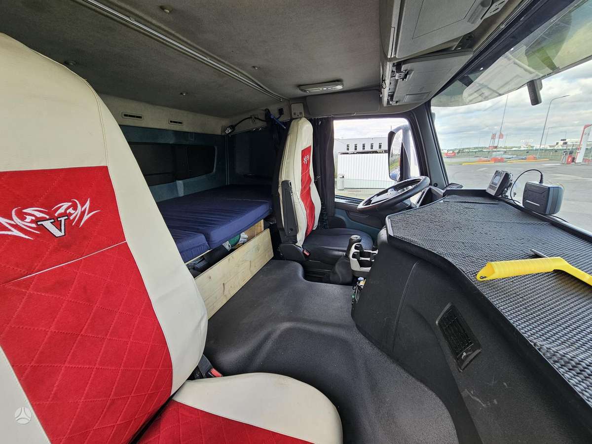 Volvo FM420, автовозы