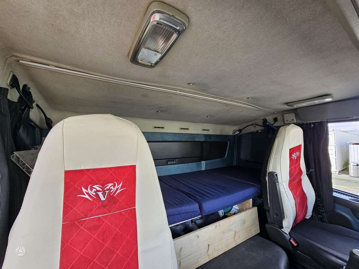 Volvo FM420, автовозы