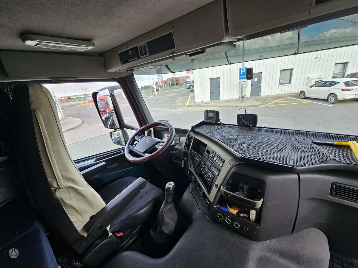Volvo FM420, автовозы