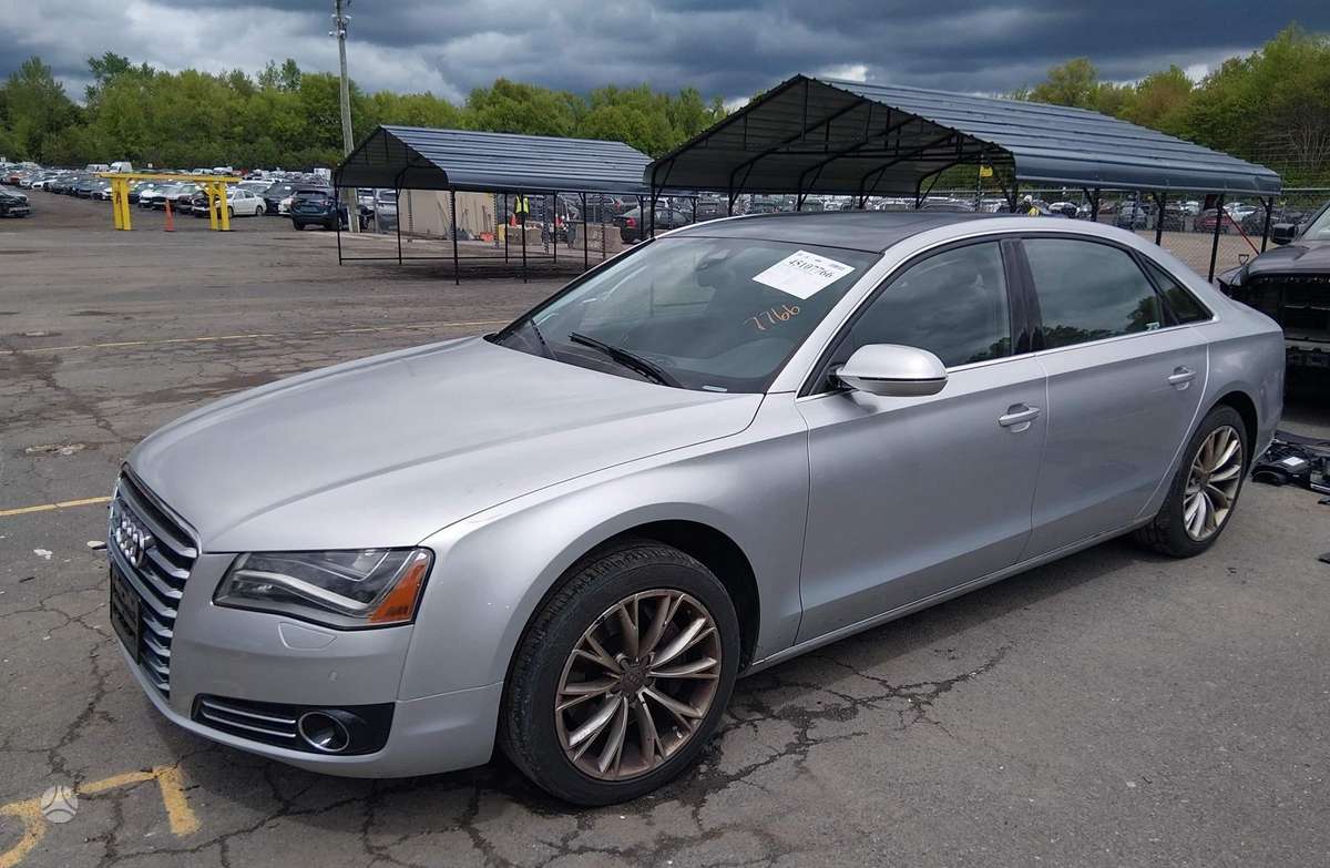 Audi A8, 3.0 l., Седан
