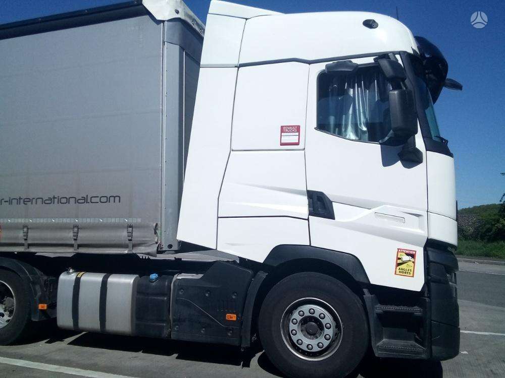 Renault T440 High cab, double sleeper
