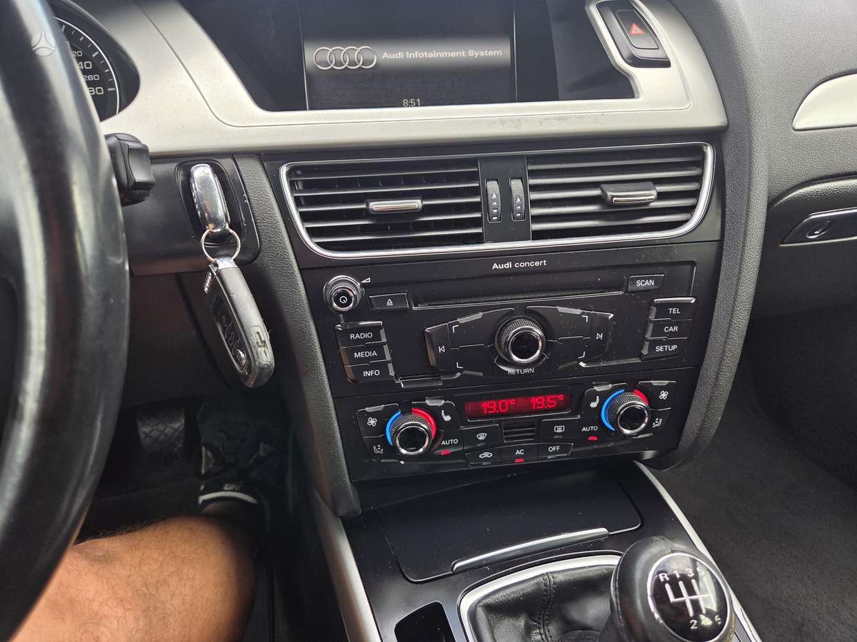 Audi A4, 2.0 l., Универсал