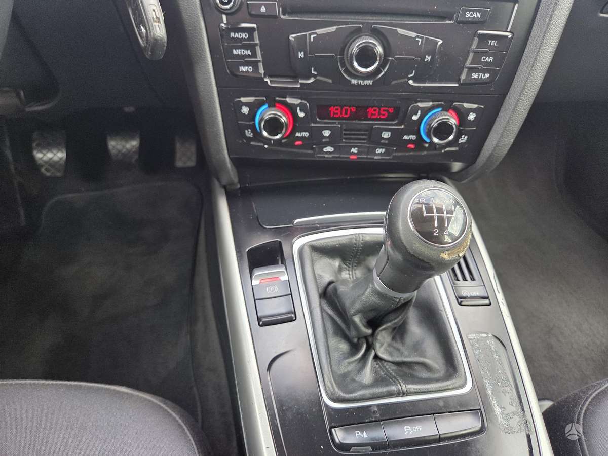 Audi A4, 2.0 l., Универсал