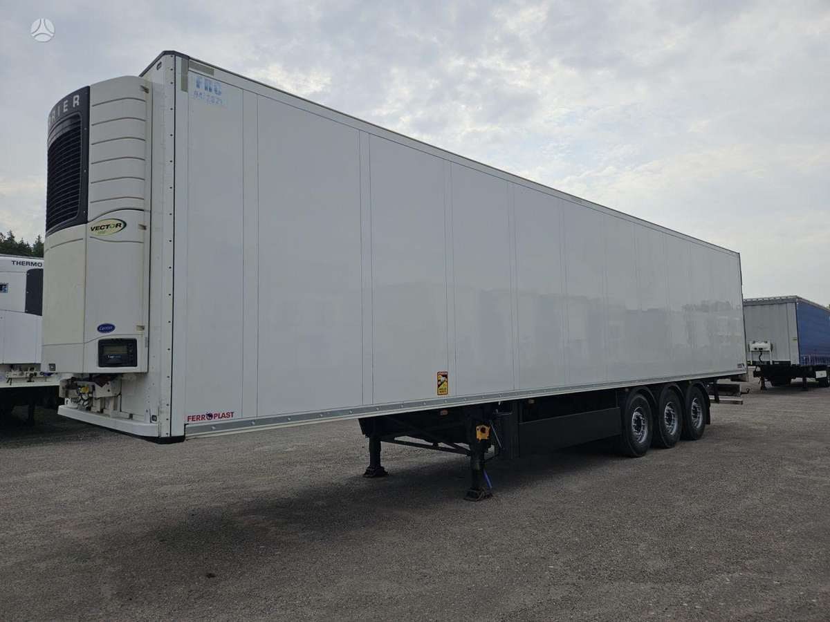 Schmitz SKO 24/L FP45, refrigerated