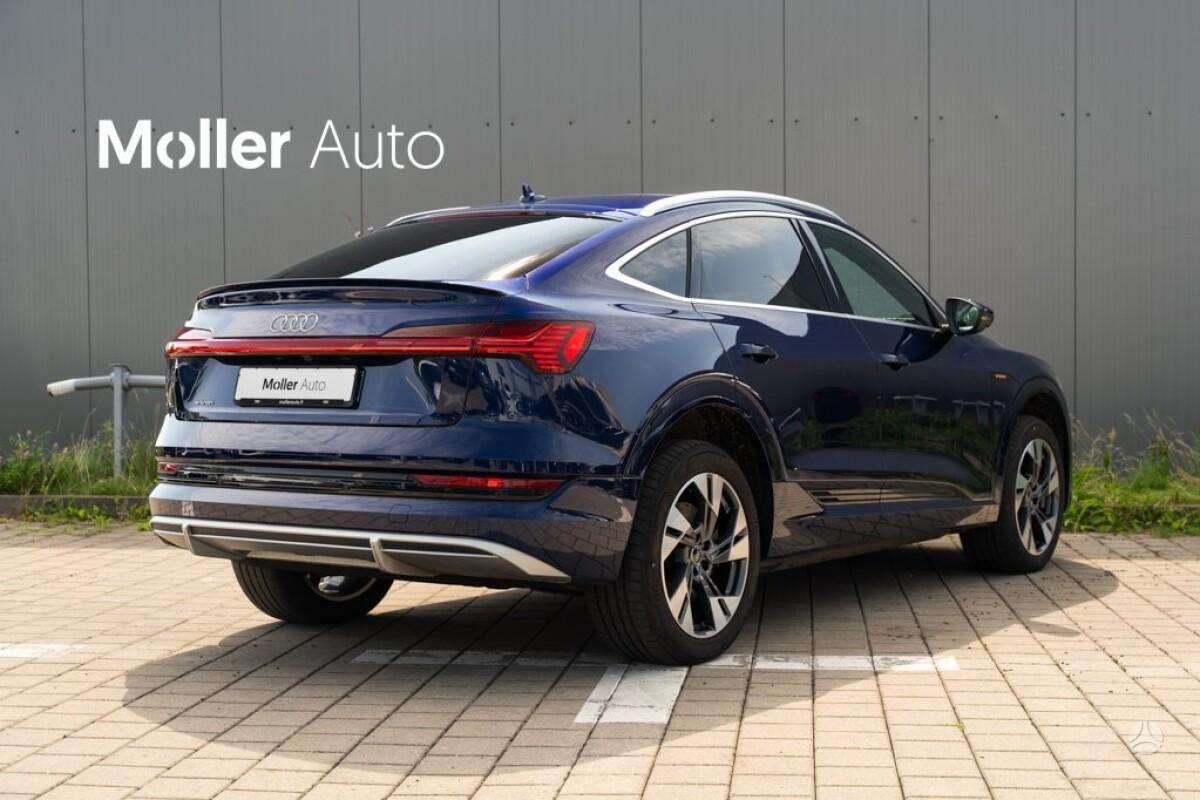 Audi e-tron Sportback, off-road / crossover