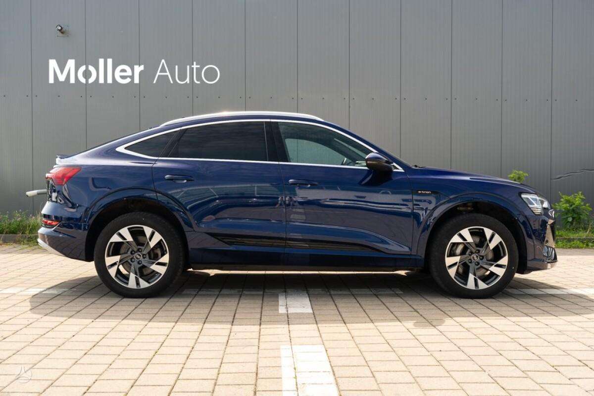 Audi e-tron Sportback, off-road / crossover