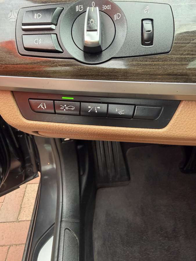 BMW 730, 3.0 l., Седан