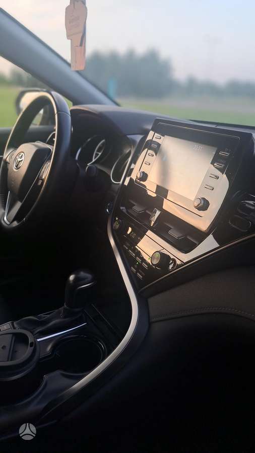 Toyota Camry - 3