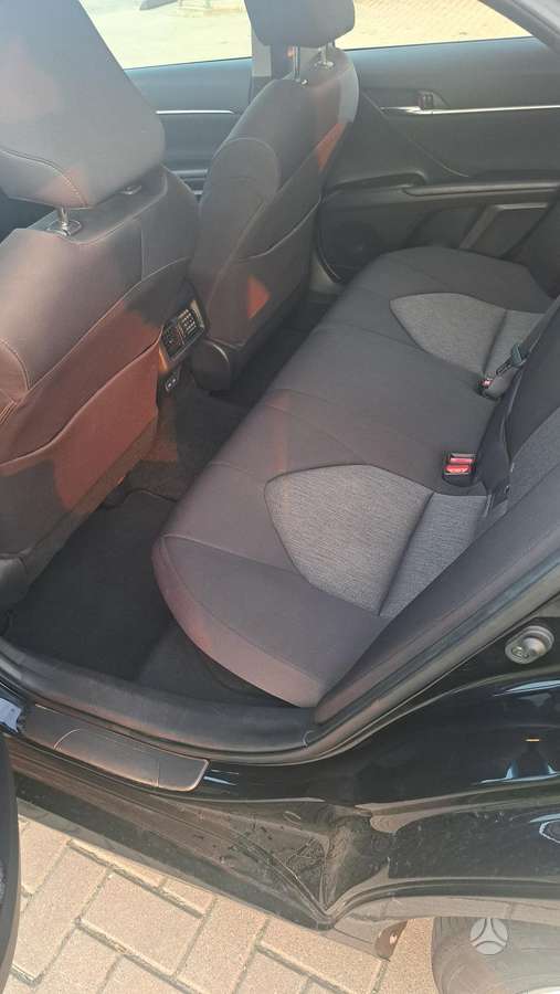 Toyota Camry - 8