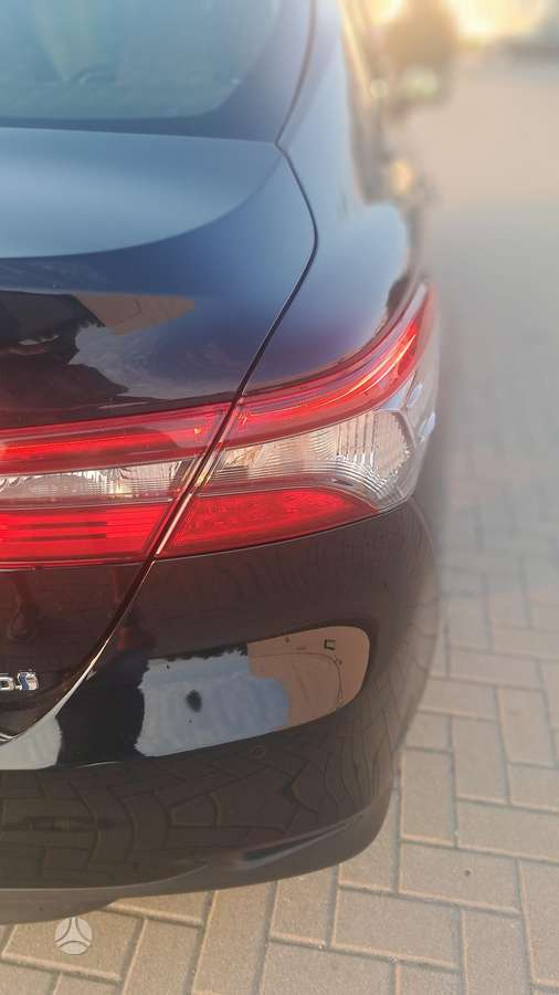 Toyota Camry - 9
