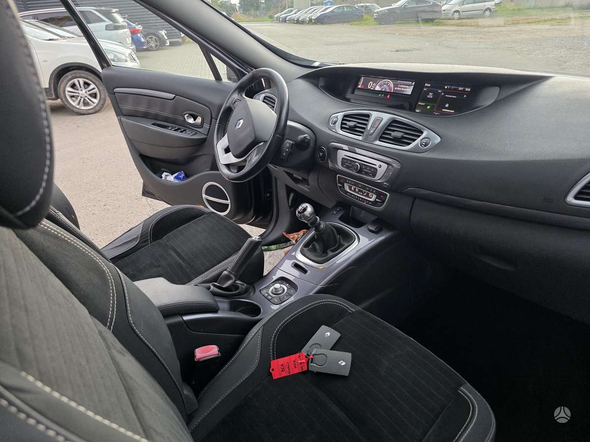 Renault Scenic, 1.5 l., Минивэн
