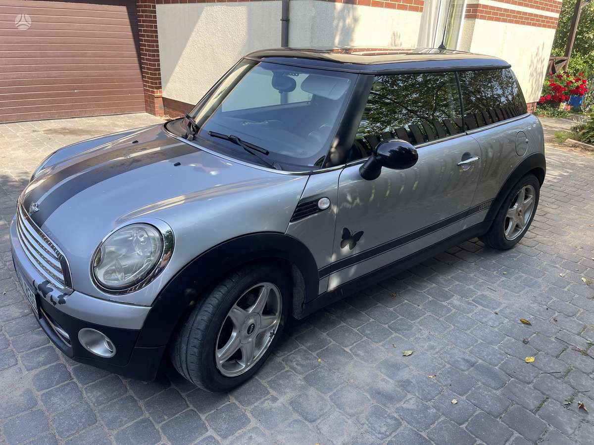Mini Cooper, 1.6 l., hatchback