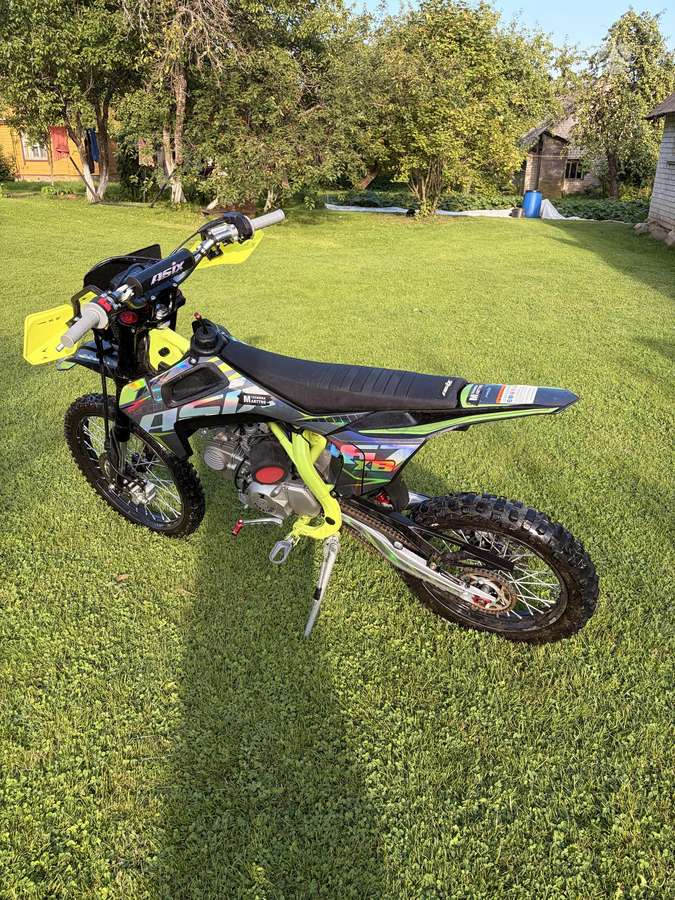 Asix XB-68 140cc, кроссовые